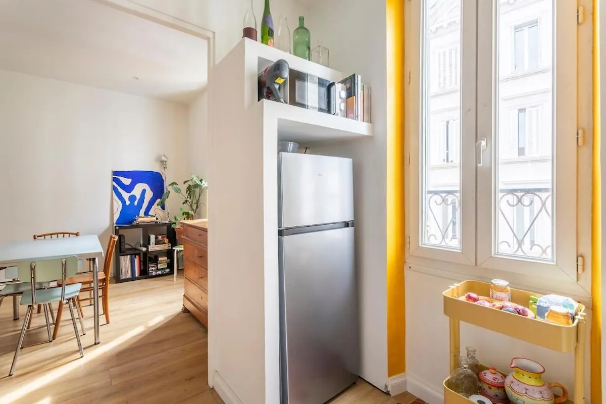 Appartement Colore Proche De La Mer Marseille Francie
