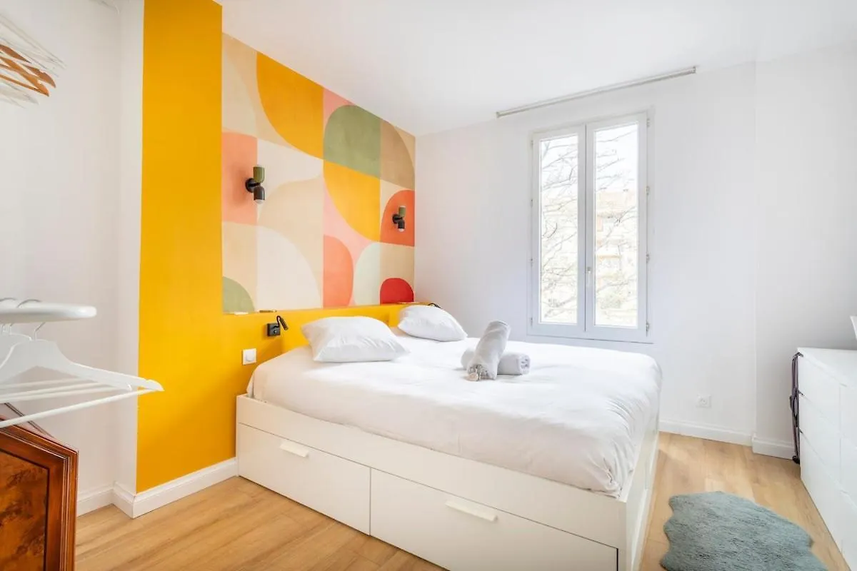 Appartement Colore Proche De La Mer Marseille 0*,  France
