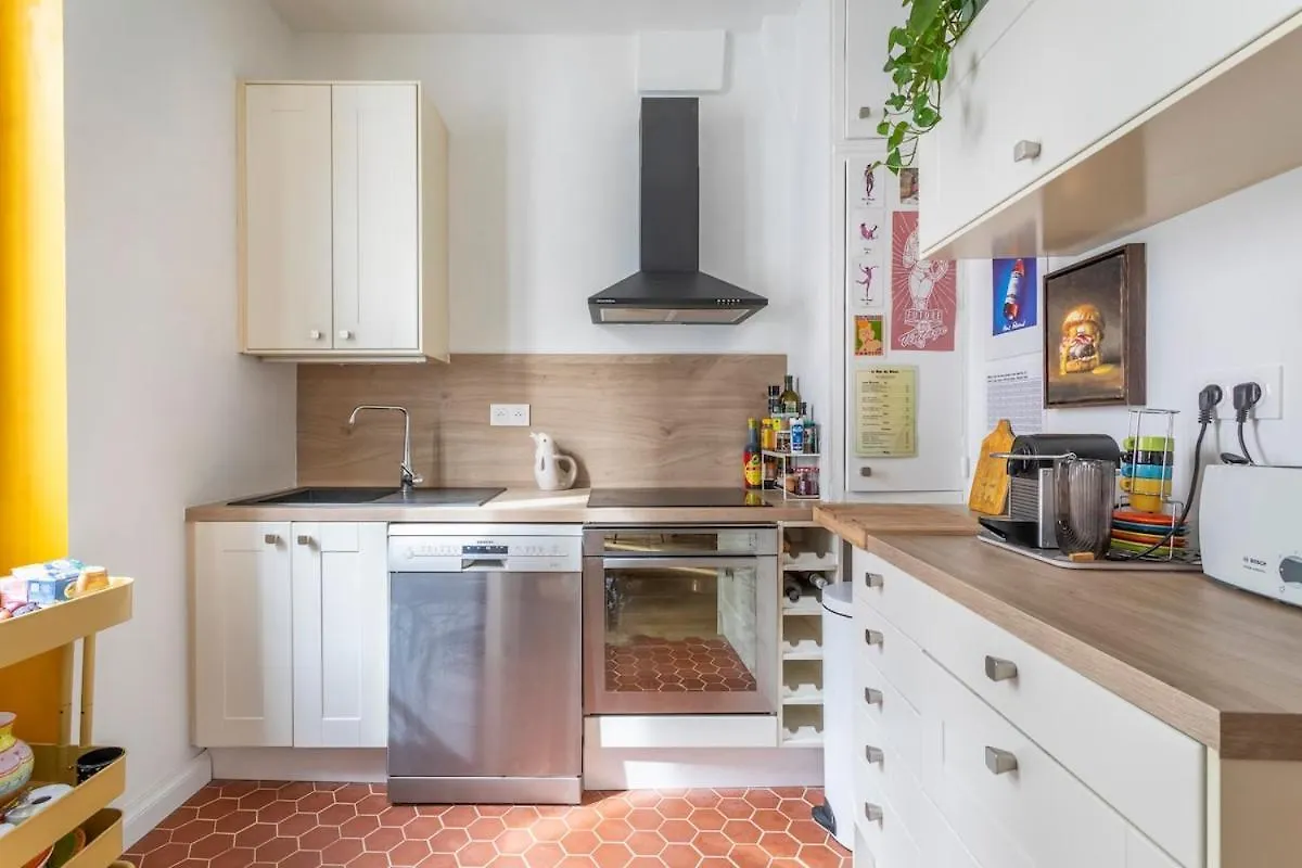 Apartment Appartement Colore Proche De La Mer Marseille